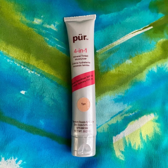 Pur Cosmetics Set of 3 Minis, Travel, Gift - NWT - Picture 2 of 7